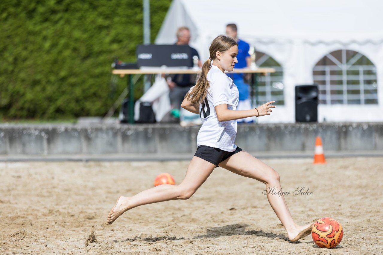 Bild 59 - wBJ/wCJ Beachsoccer Cup